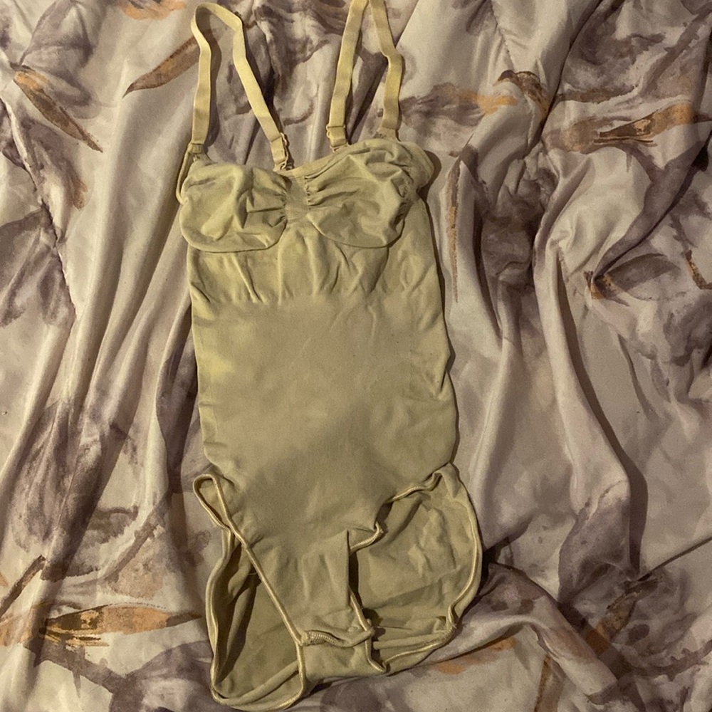 Skims Sculpting Bodysuit